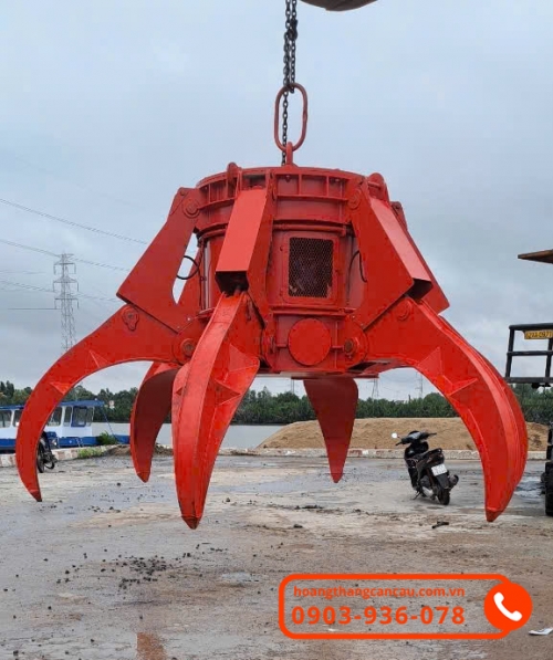 Gàu cạp phế liệu điều khiến từ xa